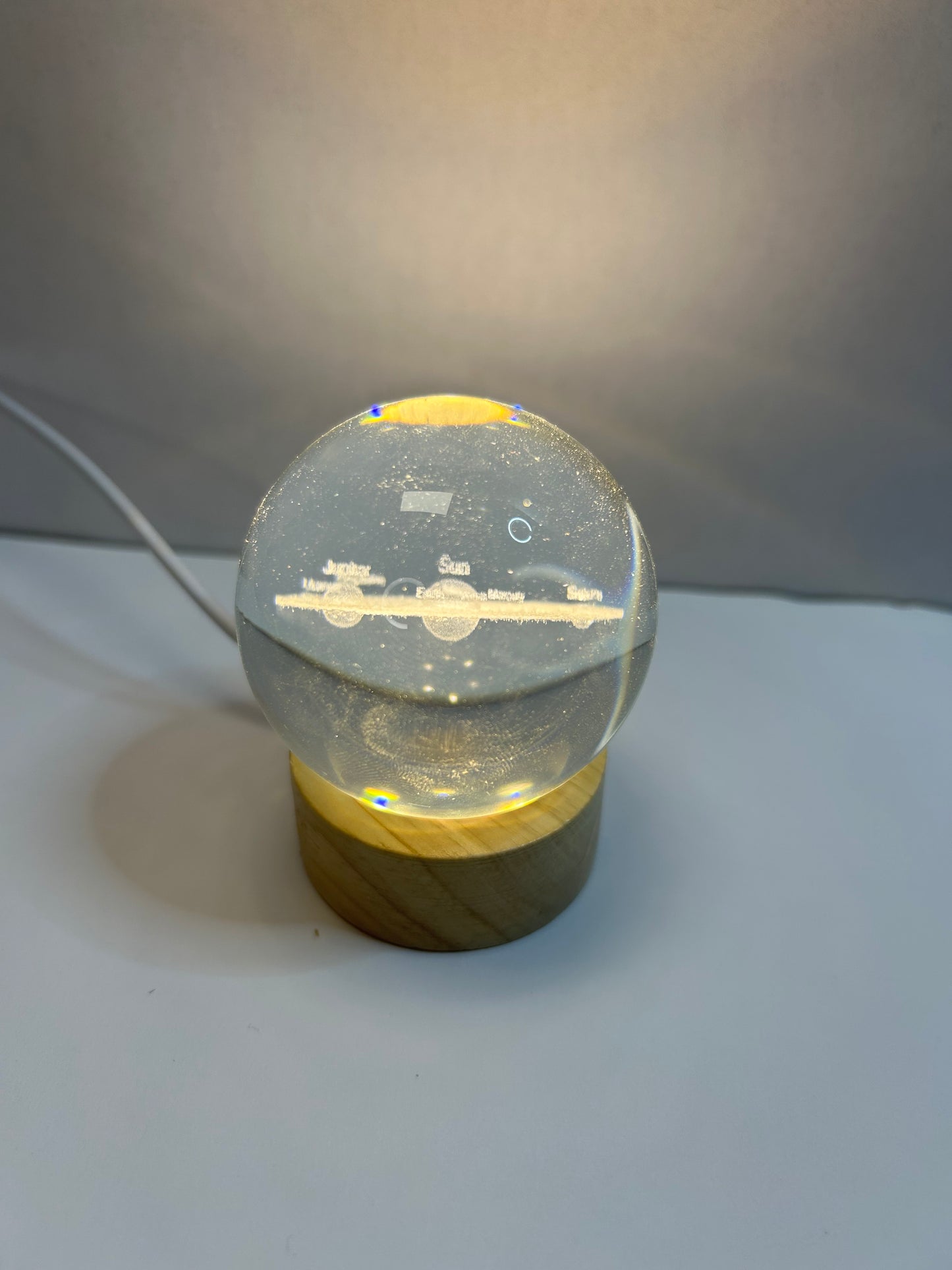 boule de cristal sature lune galaxie